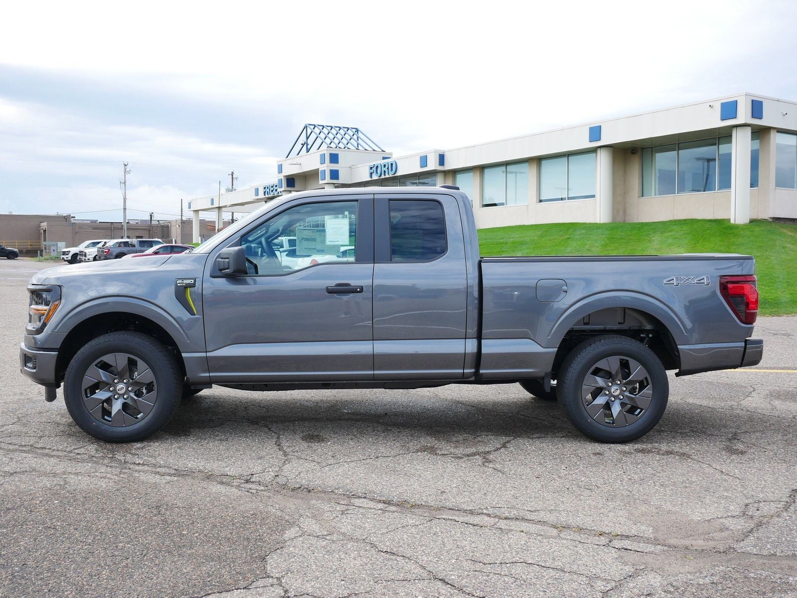 2025 Ford F-150 STX