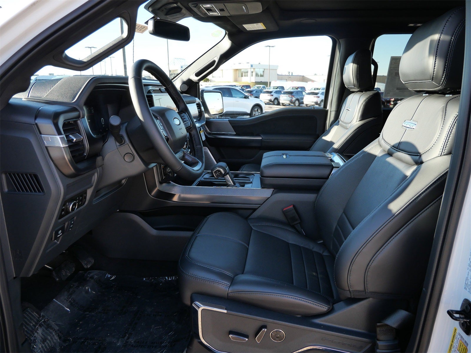 2025 Ford F-150 Platinum